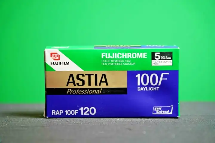 Astia 100F